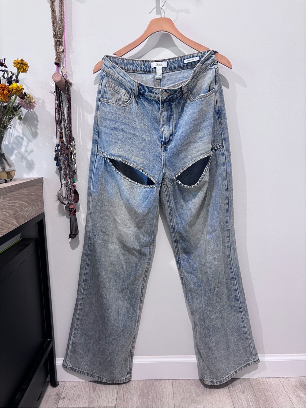 Forever 21 Light Blue Wide Leg Jeans with Thigh Cutouts